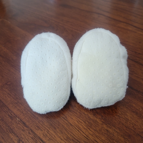 Old Navy Booties!❤️ Infant Size. - Picture 2 of 3